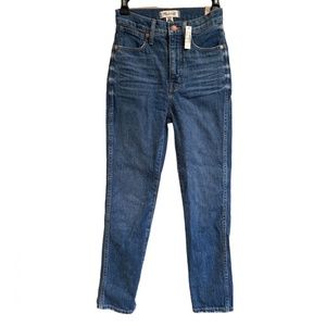 NWT. Madewell High Rise Stovepipe Light Distressed Jeans. Size 24